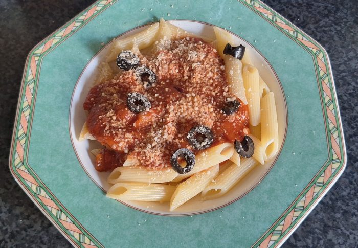 Nudeln mit Tomatensoße Vegan