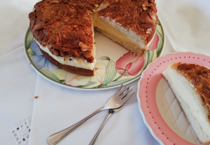 Bienenstich nach Bäckerei Hawner Art