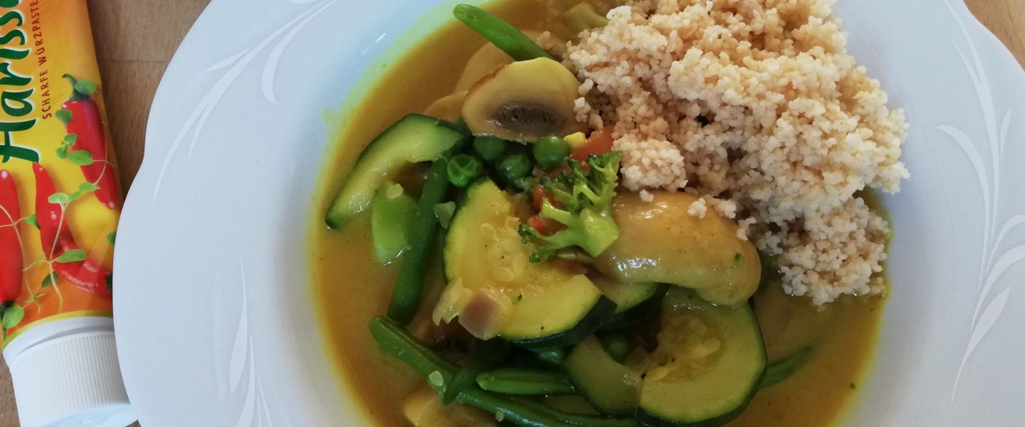 Vegetable curry with couscous