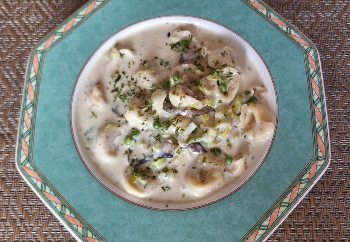 Tortellini Lauch Suppe Vegan