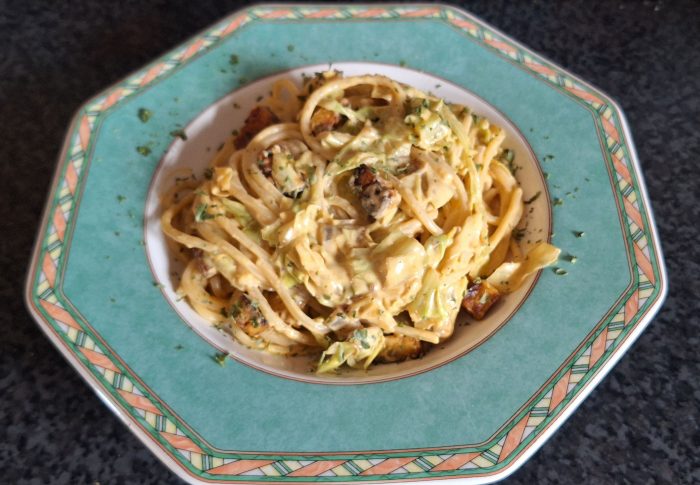 Spitzkohl Tempeh Pasta Gemüse Vegan
