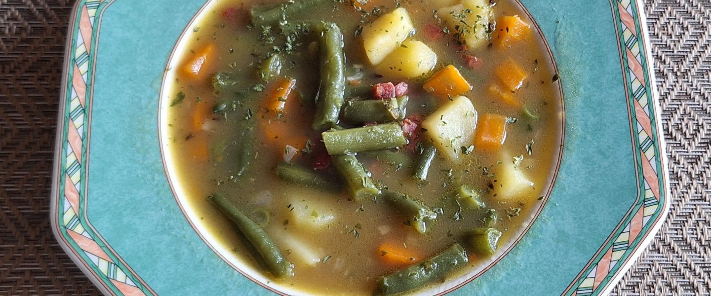 Grüne Bohnensuppe / Bibbelches Bohnesupp Vegan